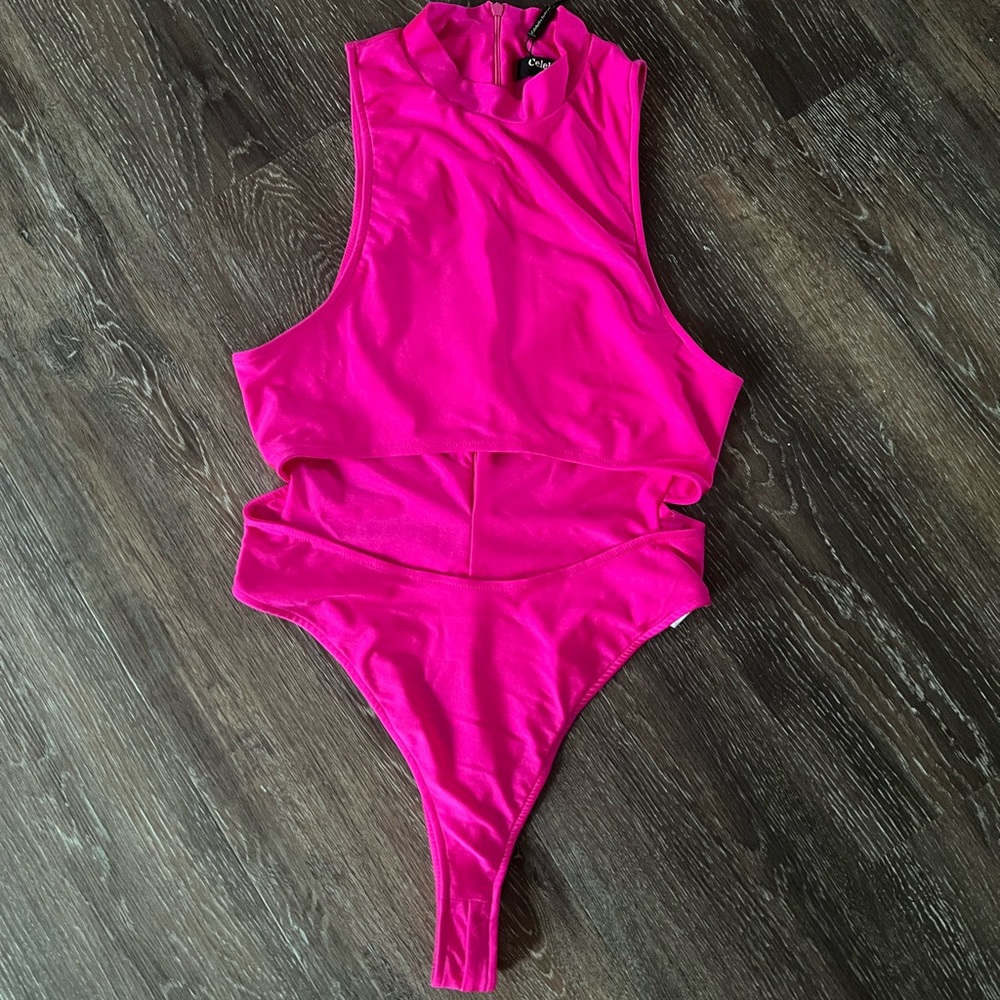 One piece bathing suit